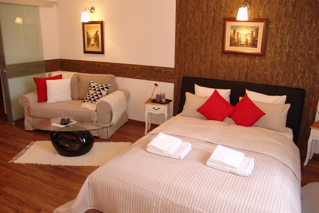Romantic Centrum Apartman Budapest Luaran gambar